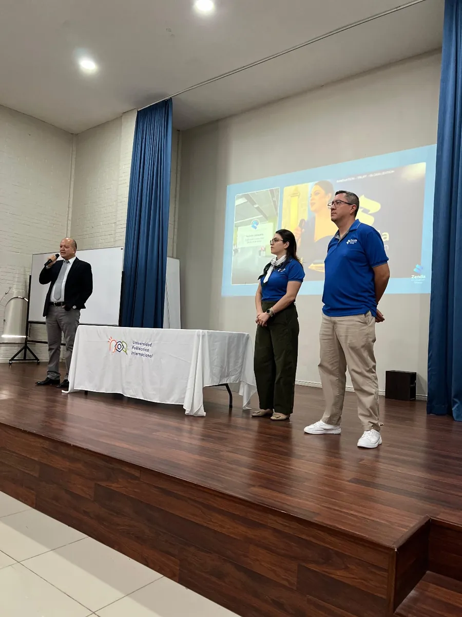 Catalina Valverde y Diego Noboa en la Universidad Politécnica Internacional, Costa Rica